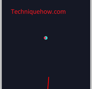 Cómo agregar imágenes a la pantalla verde de TikTok tap on the + icon