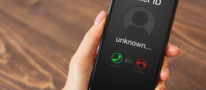 Cómo desactivar la identificación de llamadas en un teléfono Android